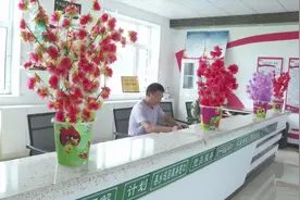 88岁老人马秀芝 巧手装扮新生活图片