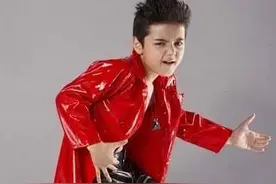 阿尔法20岁秃顶被嘲？小叮当更惨，没钱交社保，30岁还娶不到媳妇图片