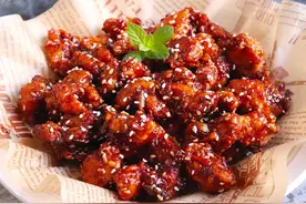 网红韩式炸鸡教程来啦~用上这款秘制韩式辣酱，10分钟就搞定图片