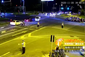 5分钟通过拥堵路段 三亚交警开出“生命通道”图片