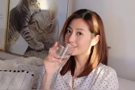 两位TVB妈妈级艺人，年近四十却依然保持“童颜”图片