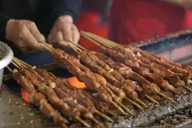烧烤店里很容易作假的5种食材，很多人都爱吃，内行却很少会点图片
