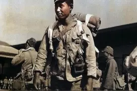 老照片：二战结束后，日本士兵回国后的真实生活，真是解气图片