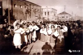 新浦老街｜新海中学前身普爱学校的校歌，至今仍让人振奋图片