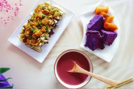 姐姐一人食晚餐走红朋友圈，简单美味，低卡又营养，网友：都爱吃图片