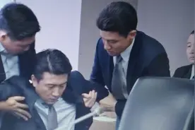 《突围》中王平安的悲惨人生图片
