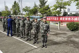安徽省休宁县：开展预定新兵役前教育训练图片