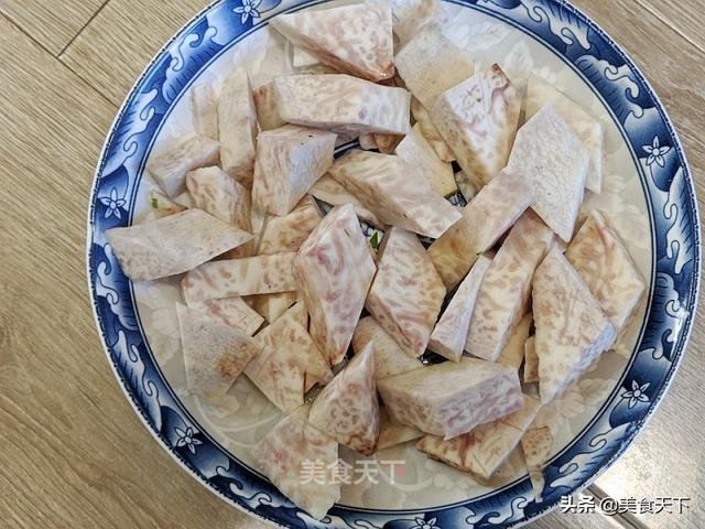 芋头的8种吃法！软糯入味，下饭又解馋，做一大盘都不够吃
