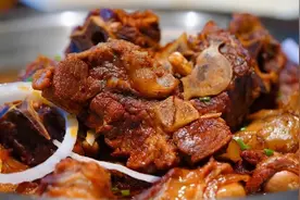 爱吃牛排骨的要收藏，这样做软烂入味，酱香味十足，超解馋图片