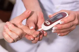 你知道糖尿病早期控糖有多重要吗？未来的死亡风险高低就看它了图片