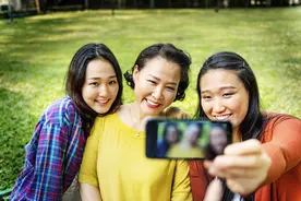 我把80岁的老母亲送回了农村……图片