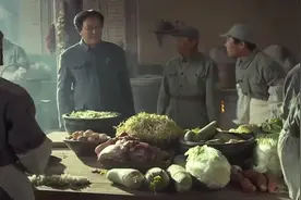 志愿军最牛排长，一人击杀200多名敌人，主席破例五菜一汤招待图片