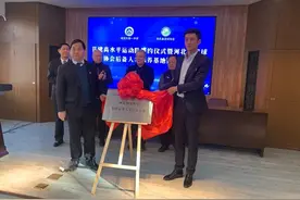 共创进步！保定一中今日正式签约女足后备人才培养基地图片