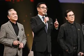 尔冬升背后影坛大佬家族：同母异父三兄弟不同姓，年轻时个个帅炸图片