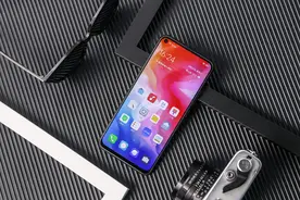 5000mAh强劲续航！vivo Y50打造潮流科技新体验图片