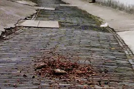 喝完中药，为什么将药渣倒在路口？民间的风俗有什么猫腻图片