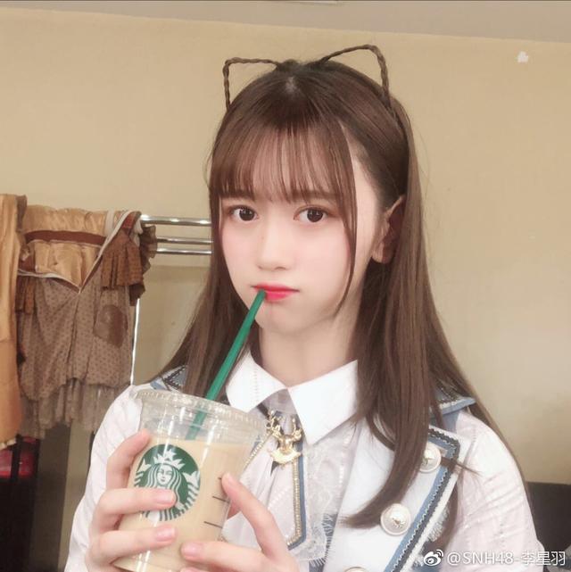 11.李星羽1997年5月28日.中国 安徽.昵称:萌萌.个人特长:画画.