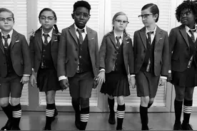 THOM BROWNE孩童西装 3万元一件卖到缺货图片