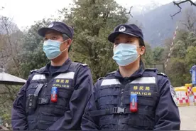 这对夫妻跨越8000里，相约守护西南边疆！图片