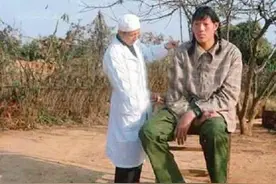 “巨人少女”高2.3米，为啥被中国女篮辞退？特殊体质是罪魁祸首图片