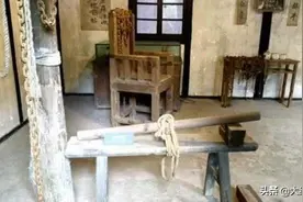古代“老虎凳”到底有多恐怖？只需3块砖头便让犯人招供图片