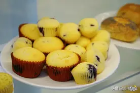 这个美国人在海口开了家咖啡馆，还“搬”来一屋子美式烘焙图片