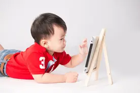 为什么我从不紧张孩子看pad看电视？我耗了一通宵，设了一个规矩图片