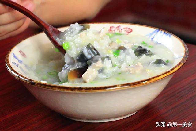 皮蛋粥不放肉做法（熬皮蛋瘦肉粥）