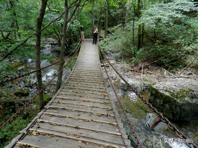 重走抗联路——本溪关门山森林公园鸣翠谷景区抗联秘营