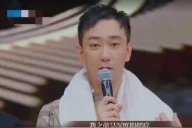 王自健家暴离婚后登台，曾因故暴瘦35斤！如今演技获章子怡称赞图片