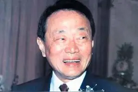 包租公郭鹤年，80年代投5亿美元，如今日收上千万，蝉联首富12年图片