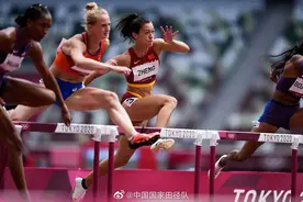 美女选手创奥运纪录，抛弃加拿大，顶着骂名加入中国：我不后悔图片