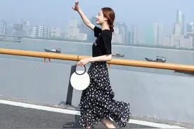 同学聚会，1米5的我穿这：时髦两件套，洋气吸睛！关键~显高图片