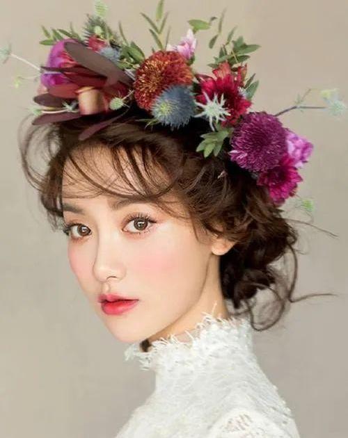 新娘妆容以及发型的选择,迷人优雅新娘的重要必备