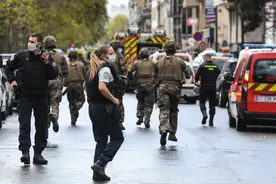 讽刺漫画激怒法国穆斯林，《查理周刊》遭袭击，引发言论自由争议图片