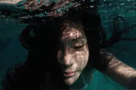 暗示被金刚情绪勒索   梁云菲：请别辜负我的善良图片