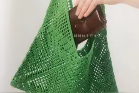 简约风蕾丝钩针网格手提袋编织图解图片