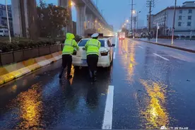 最新路况信息！江夏这些路段出现渍水，出门请注意绕行图片