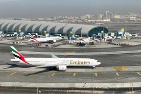 迪拜起飞成为世界上最大的航空旅行枢纽之一图片
