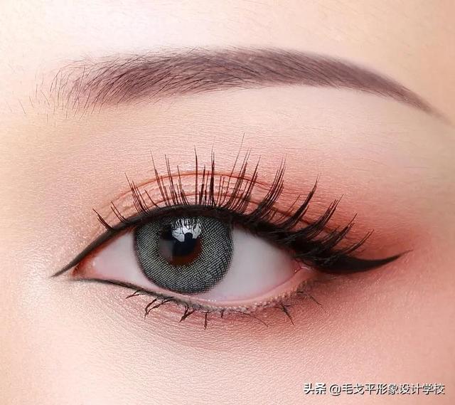 超实用 | 眼妆怎么画,干净自然不显脏?