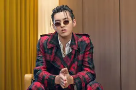 吴亦凡发文装可怜，模糊重点不正面回应传闻，被网友指责：没担当图片