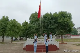 “红红中国心，浓浓爱国情”——与儿街镇中心学校“童心向党*迎国庆”主题教育活动纪实图片