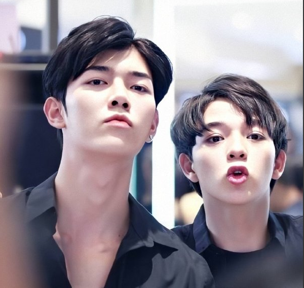 那些断头台式的泰剧改名:一年生,爱情理论,深蓝之吻,笑死人