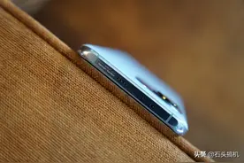 小米11外放时按压后壳有杂音？客服回应为了提升音质故意而为图片