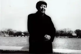 1951年张木奇给李银桥打电话，忽然传来毛主席声音：你是谁呀？图片