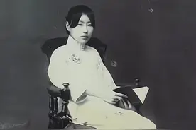 她是广东之母，6年未孕被休，再嫁豪门连生11子，被丈夫宠爱一生图片