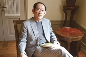 王立群：32岁考上研究生，心脏搭了6个支架，仍要指导学生论文图片
