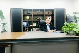 奋斗的安徽人丨季业平，与上海一同成长，凭一腔赤诚闯魔都图片