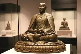 “噶玛巴一世”噶举派活佛造像4亿天价回到中国！图片