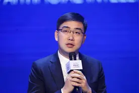 不当阿里副总，拿10万创业被王兴说垃圾，如今把公司干到5000亿图片